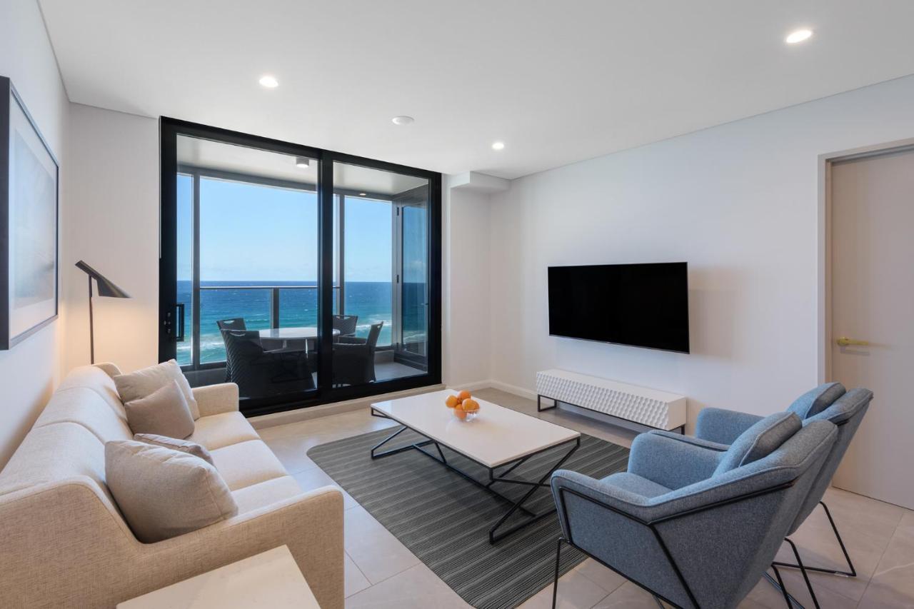 Meriton Suites Surfers Paradise Gold Coast Exterior photo A living room in a modern apartment