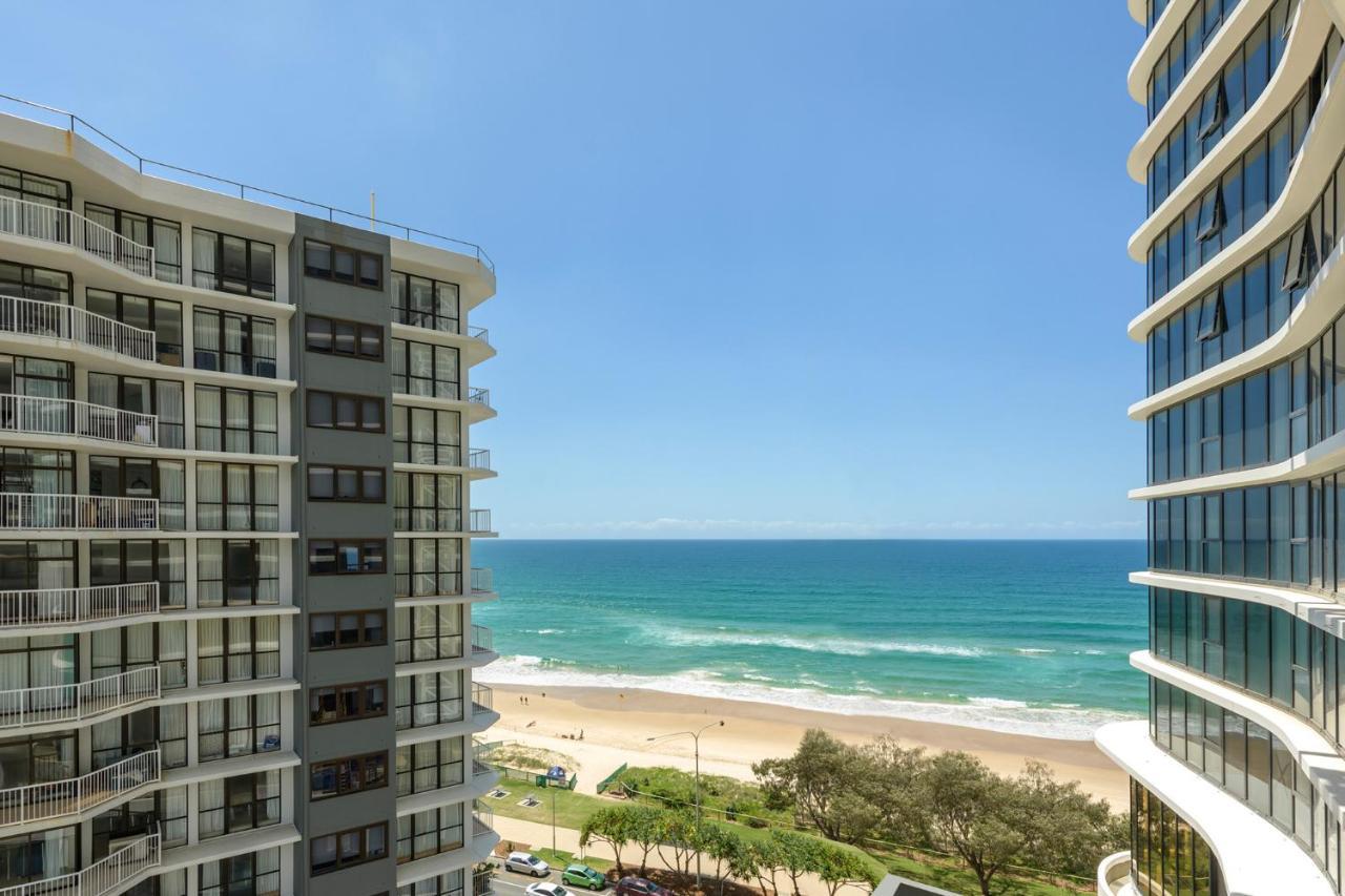 Meriton Suites Surfers Paradise Gold Coast Exterior photo The Strand, 2015
