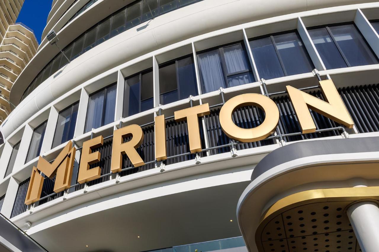 Meriton Suites Surfers Paradise Gold Coast Exterior photo Meriton